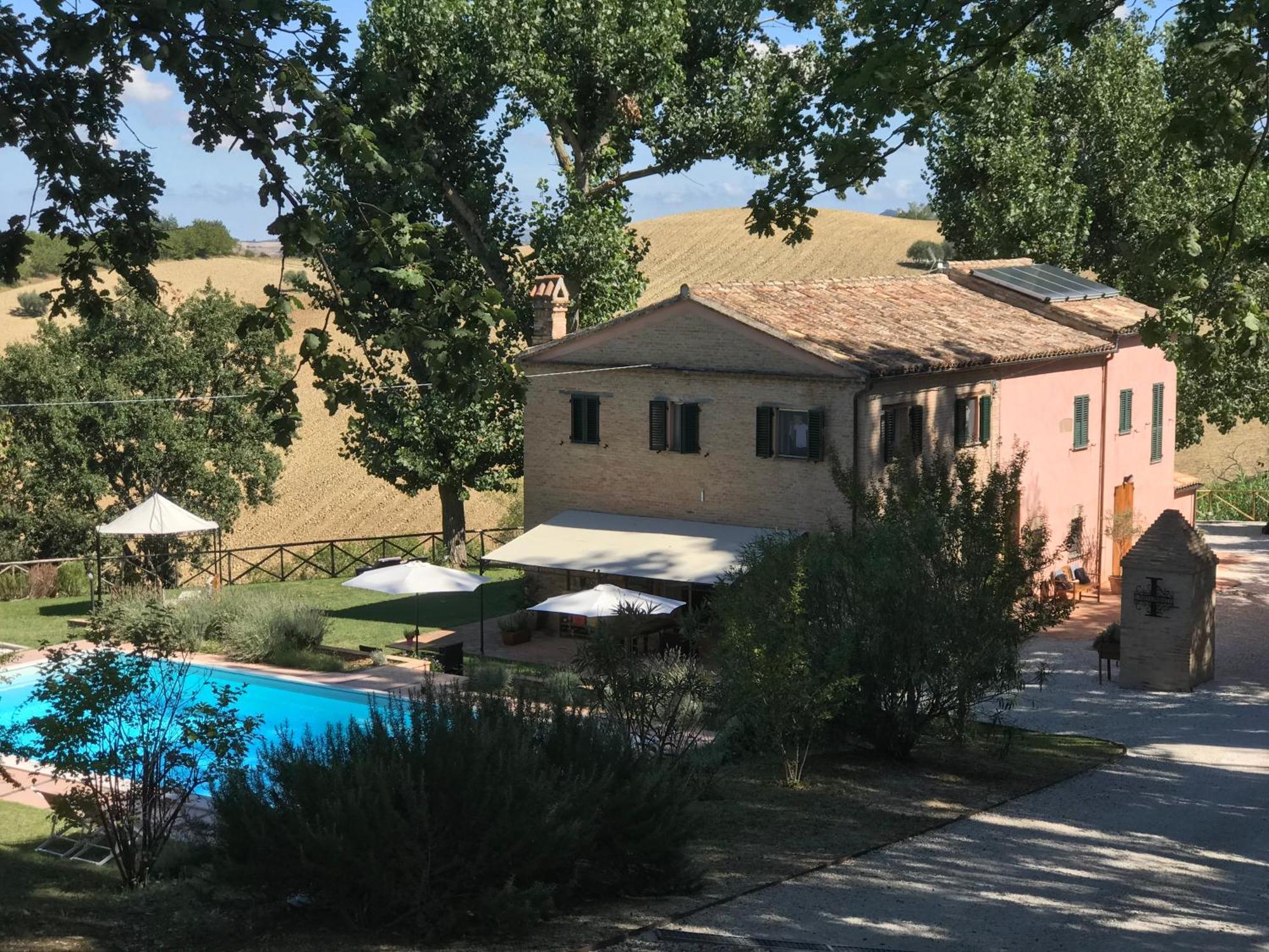 Santa Maria Nuova  Il Posto Perfetto B&B 외부 사진
